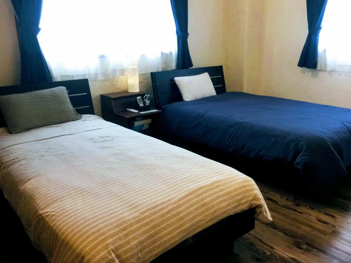 Yoron Tandy-House Hotel Ngoại thất bức ảnh